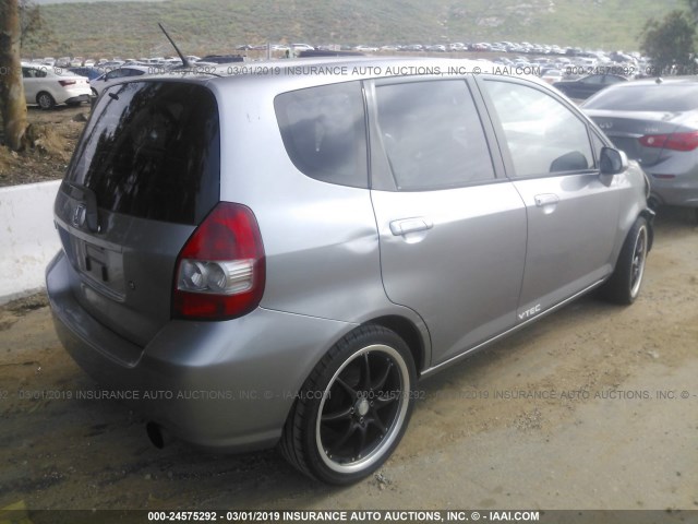 JHMGD38467S013487 - 2007 HONDA FIT GRAY photo 4