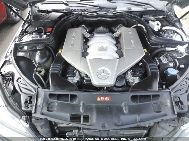 WDDGJ7HB8CF887980 - 2012 MERCEDES-BENZ C 63 AMG GRAY photo 10