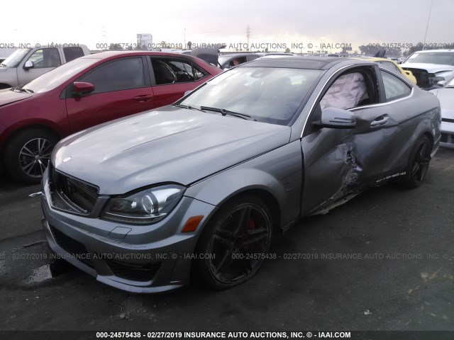 WDDGJ7HB8CF887980 - 2012 MERCEDES-BENZ C 63 AMG GRAY photo 2