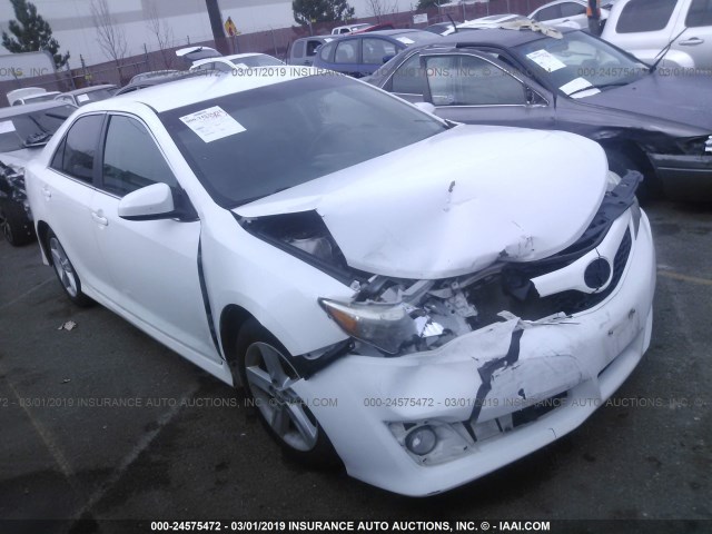 4T1BF1FK3CU549058 - 2012 TOYOTA CAMRY SE/LE/XLE WHITE photo 1