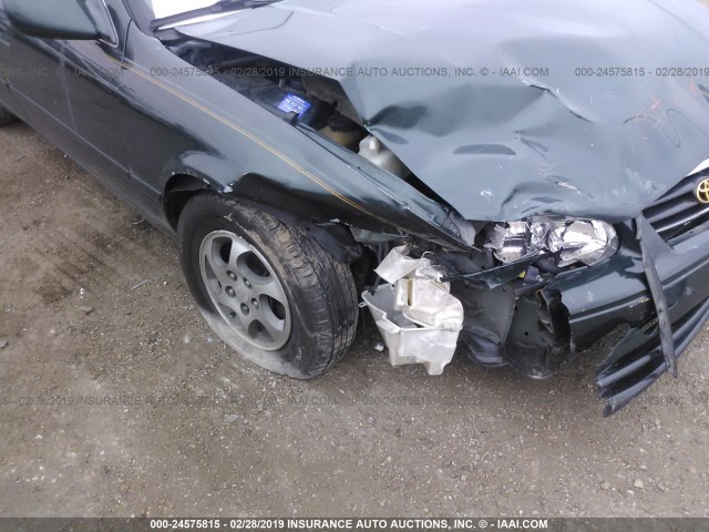 4T1BG22K3YU627127 - 2000 TOYOTA CAMRY CE/LE/XLE 灰色 照片 6