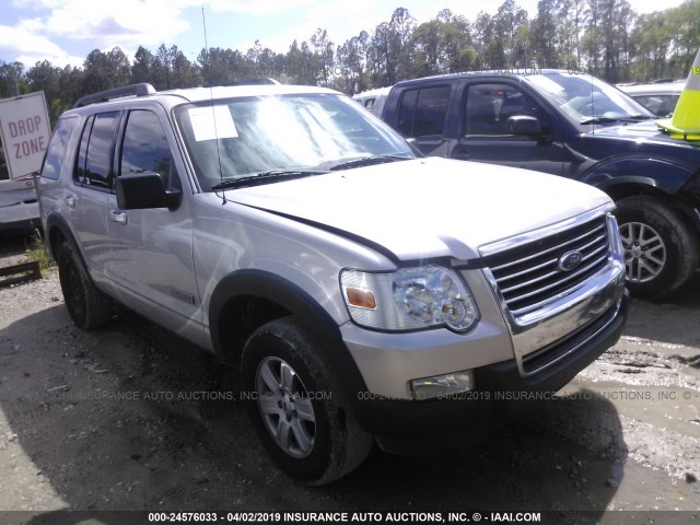 1FMEU63E67UA87602 - 2007 FORD EXPLORER XLT SILVER photo 1