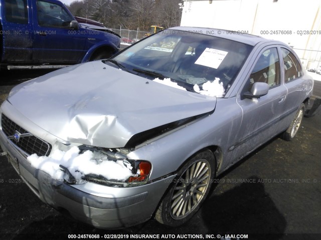 YV1RH59HX42391488 - 2004 VOLVO S60 2.5T SILVER photo 2