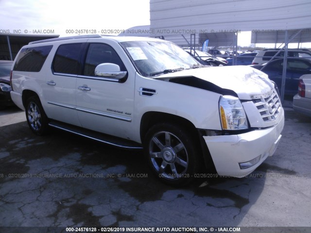 1GYS4HEF6BR324488 - 2011 CADILLAC ESCALADE ESV LUXURY WHITE photo 1