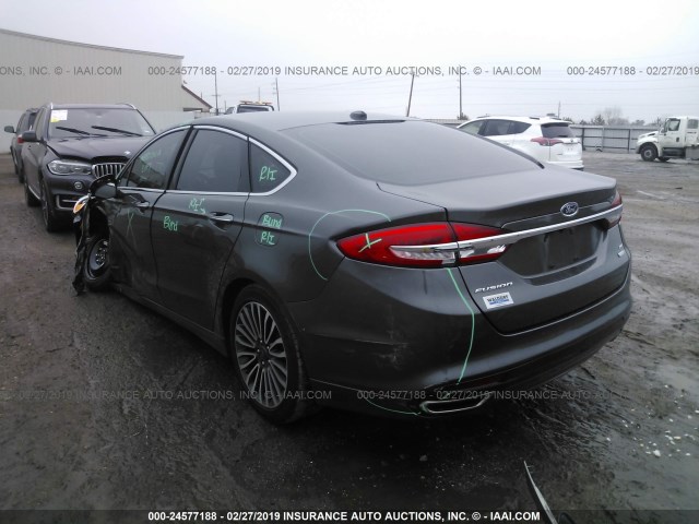 3FA6P0T94HR321041 - 2017 FORD FUSION SE GRAY photo 3