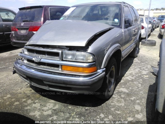 1GNCS13W112119735 - 2001 CHEVROLET BLAZER BEIGE photo 2