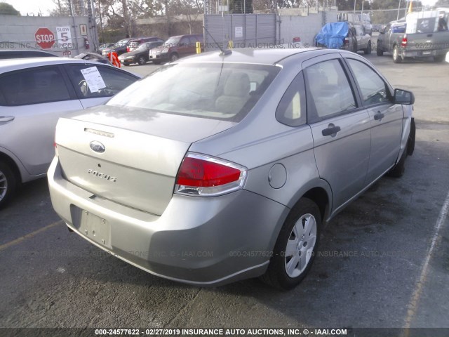 1FAHP34N58W248958 - 2008 FORD FOCUS S/SE GOLD photo 4