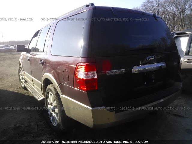 1FMJU1J50BEF07278 - 2011 FORD EXPEDITION XLT/KING RANCH MAROON photo 3