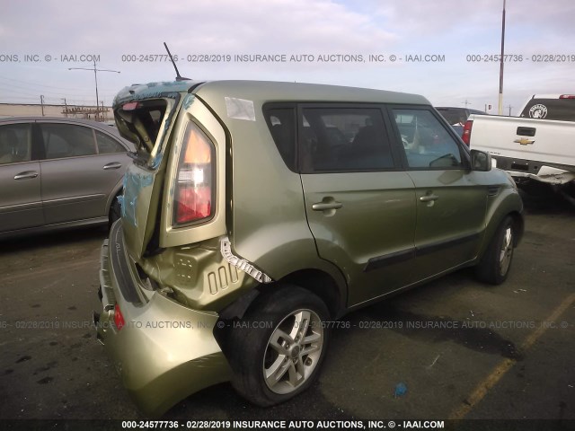 KNDJT2A24B7277526 - 2011 KIA SOUL +/!/SPORT GREEN photo 4