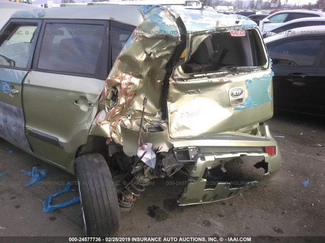 KNDJT2A24B7277526 - 2011 KIA SOUL +/!/SPORT GREEN photo 6