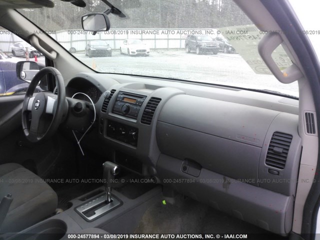 1N6BD0CT9DN746584 - 2013 NISSAN FRONTIER S/SV WHITE photo 5