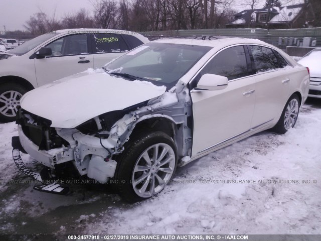 2G61S5S33D9147379 - 2013 CADILLAC XTS PREMIUM COLLECTION WHITE photo 2