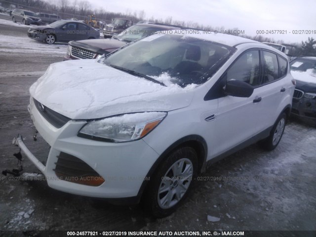 1FMCU0F74EUA58985 - 2014 FORD ESCAPE S WHITE photo 2