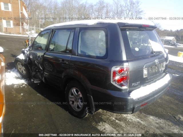 2HKYF18116H554065 - 2006 HONDA PILOT LX GRAY photo 3