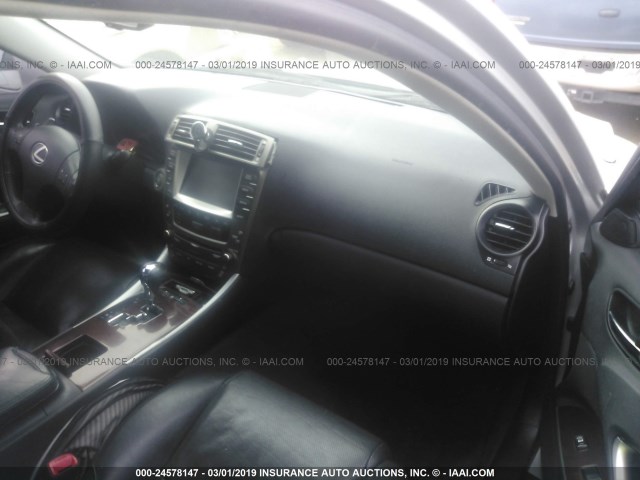 JTHBK262275046464 - 2007 LEXUS IS 250 SILVER photo 5