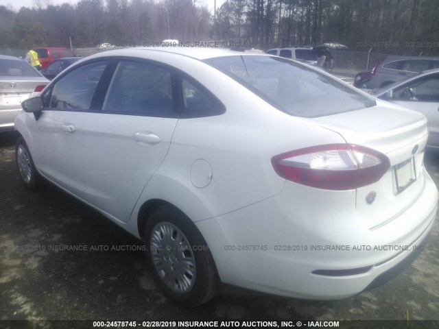 3FADP4AJXGM128464 - 2016 FORD FIESTA S WHITE photo 3