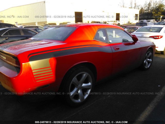 2B3CJ4DV4AH248614 - 2010 DODGE CHALLENGER SE RED photo 4