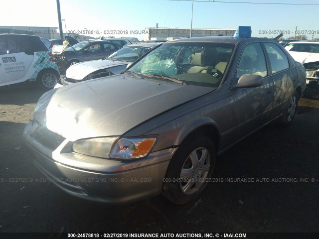 4T1BG22K1YU002547 - 2000 TOYOTA CAMRY CE/LE/XLE 棕色 照片 2