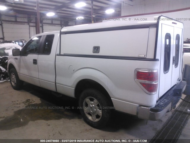 1FTEX1CM1DFD95914 - 2013 FORD F150 SUPER CAB WHITE photo 3