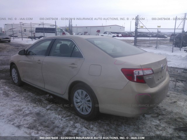 4T4BF1FK0CR244607 - 2012 TOYOTA CAMRY SE/LE/XLE GOLD photo 3