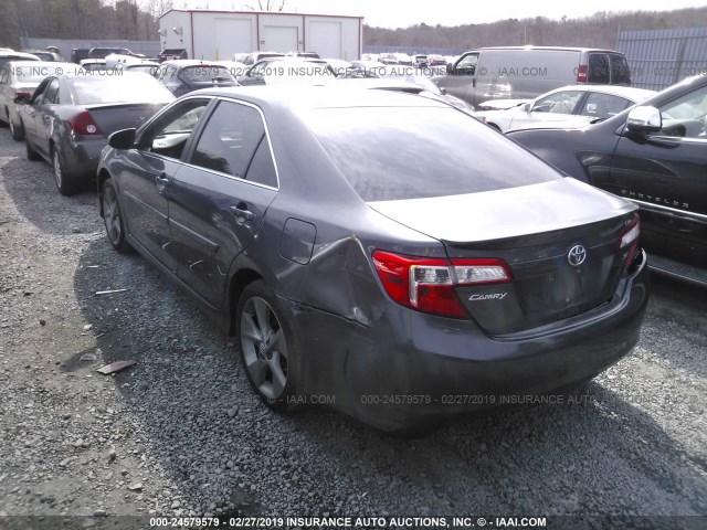 4T1BF1FK3EU325999 - 2014 TOYOTA CAMRY L/SE/LE/XLE 灰色 照片 3