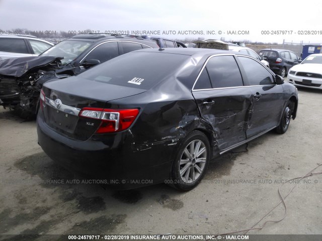 4T1BK1FK0EU024134 - 2014 TOYOTA CAMRY SE/XLE BLACK photo 4