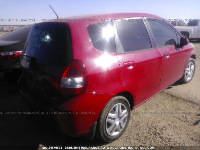 JHMGD37458S004170 - 2008 HONDA FIT RED photo 4