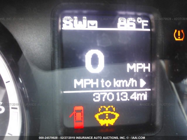 1C6RR7TT3JS176887 - 2018 RAM 1500 SLT 白色 照片 7