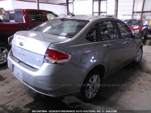 1FAHP35N08W276505 - 2008 FORD FOCUS SE/SEL/SES SILVER photo 4