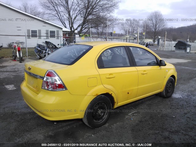 KL1TD56657B055995 - 2007 CHEVROLET AVEO LS YELLOW photo 4