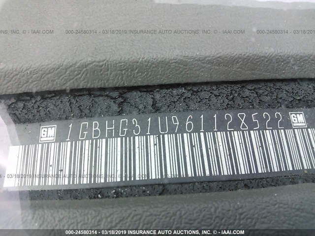 1GBHG31U961128522 - 2006 CHEVROLET EXPRESS G3500  WHITE photo 9
