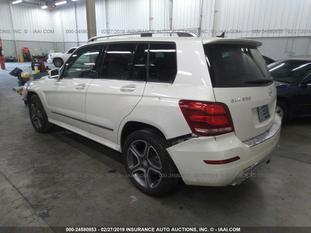 WDCGG0EB7FG418005 - 2015 MERCEDES-BENZ GLK 250 BLUETEC WHITE photo 3