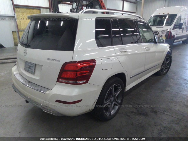 WDCGG0EB7FG418005 - 2015 MERCEDES-BENZ GLK 250 BLUETEC WHITE photo 4