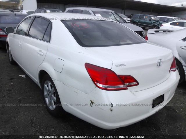 4T1BK36B66U110206 - 2006 TOYOTA AVALON XL/XLS/TOURING/LIMITED WHITE photo 3