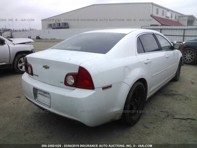 1G1ZG57B494106117 - 2009 CHEVROLET MALIBU LS WHITE photo 4