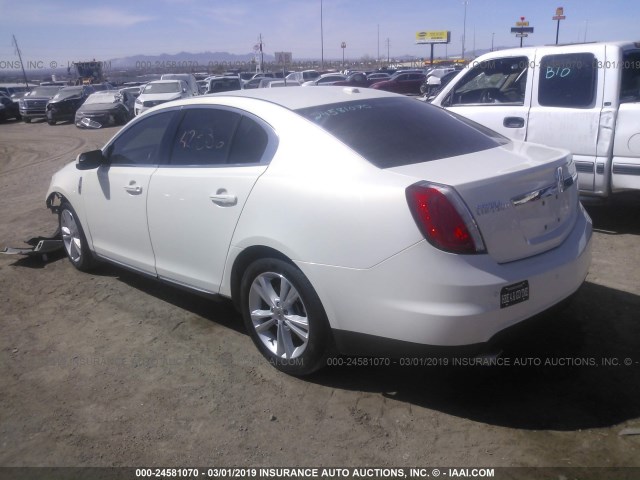 1LNHL9DRXCG805650 - 2012 LINCOLN MKS WHITE photo 3