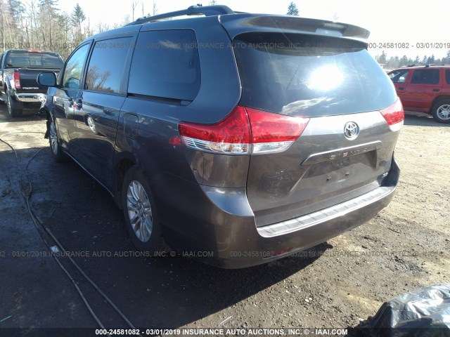 5TDYK3DC6ES441493 - 2014 TOYOTA SIENNA XLE/LIMITED GRAY photo 3