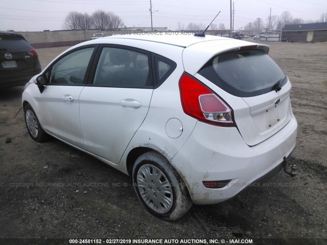 3FADP4TJ7GM169938 - 2016 FORD FIESTA S WHITE photo 3