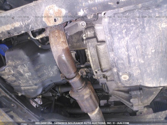 4T1BE32K12U046096 - 2002 TOYOTA CAMRY LE/XLE/SE WHITE photo 6