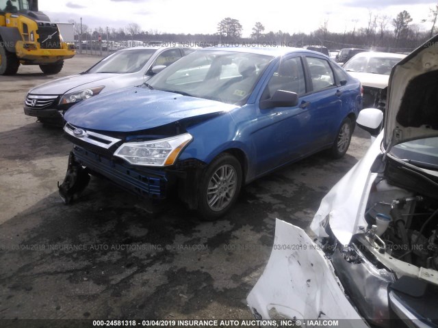 1FAHP3FN3AW175849 - 2010 FORD FOCUS SE BLUE photo 2