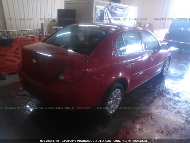 1G1AT58H297292654 - 2009 CHEVROLET COBALT LT RED photo 4