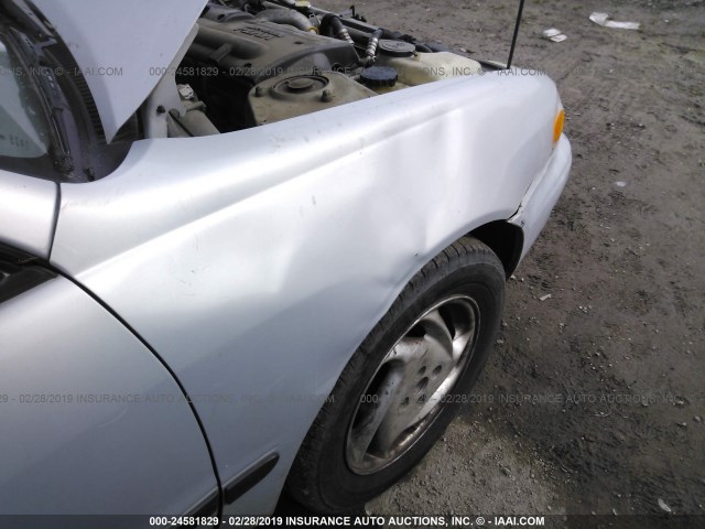 1Y1SK52812Z418290 - 2002 CHEVROLET GEO PRIZM LSI SILVER photo 6