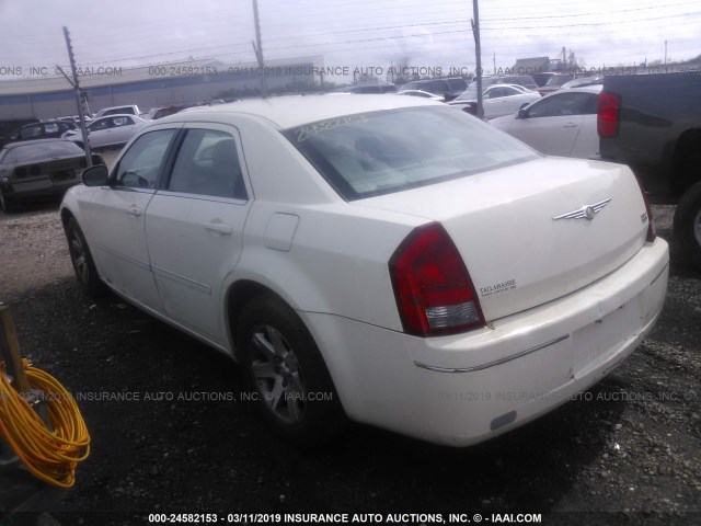 2C3KA53G96H125308 - 2006 CHRYSLER 300 TOURING WHITE photo 3