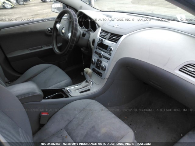 1G1ZB5EB2AF151650 - 2010 CHEVROLET MALIBU LS BLACK photo 5