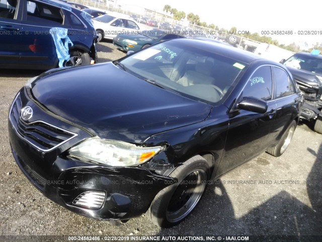 4T1BF3EK3AU555548 - 2010 TOYOTA CAMRY SE/LE/XLE BLACK photo 2