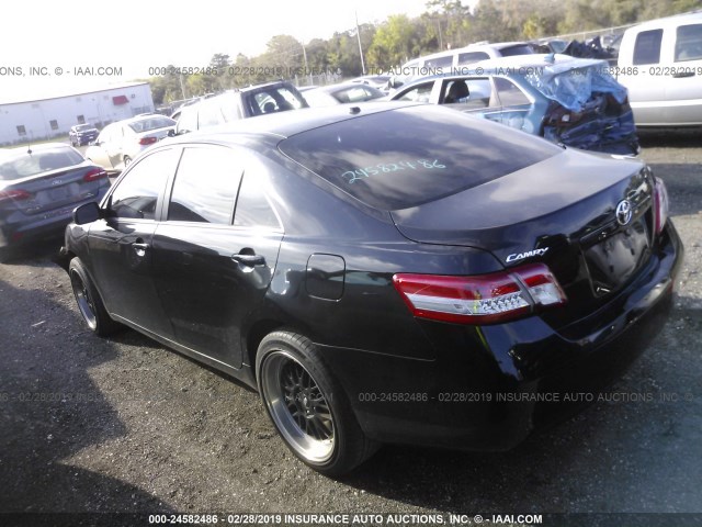 4T1BF3EK3AU555548 - 2010 TOYOTA CAMRY SE/LE/XLE BLACK photo 3