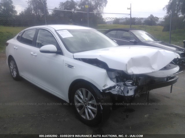 5XXGT4L30JG264418 - 2018 KIA OPTIMA LX/S WHITE photo 1