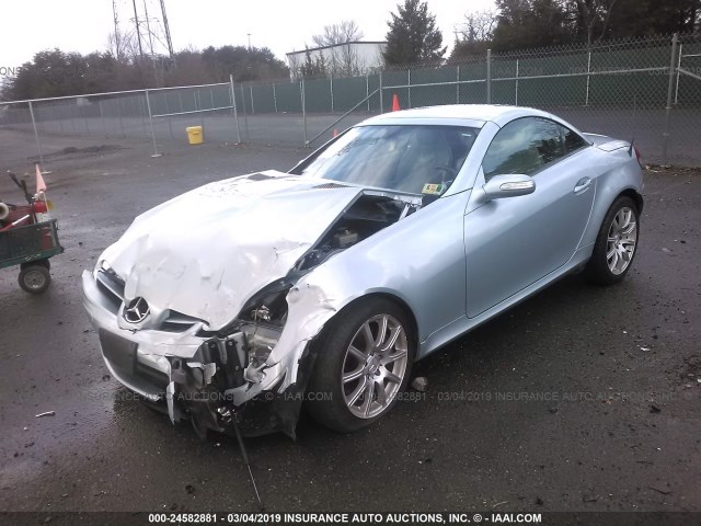 WDBWK56F75F037174 - 2005 MERCEDES-BENZ SLK 350 BLUE photo 2