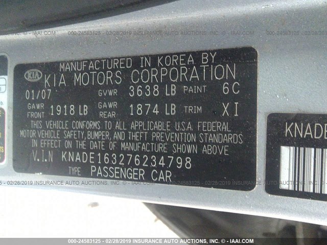 KNADE163276234798 - 2007 KIA RIO 5 SX SILVER photo 9