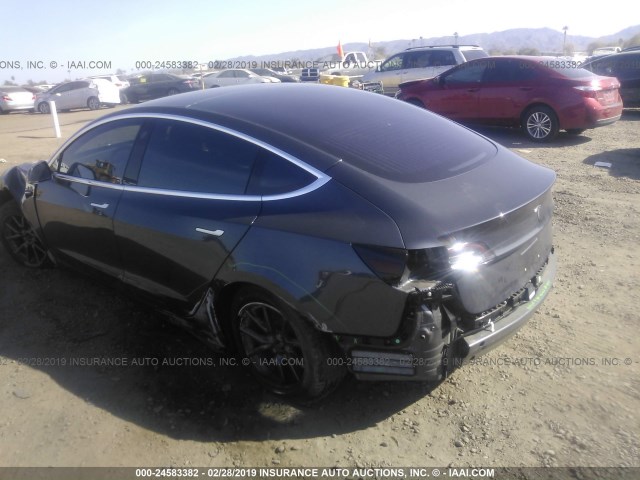 5YJ3E1EA2JF037348 - 2018 TESLA MODEL 3 GRAY photo 3